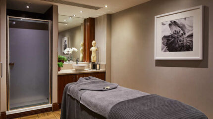 Elemis Spa Day: 2 Treatments, Thermal Suite Access & Sparkling Afternoon Tea | Wowcher