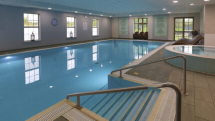 4* Cambridge Belfry Spa Stay For 2: Breakfast, Dinner & Health Club Access- Treatment Upgrade - 1 Or 2 Nights | Wowcher